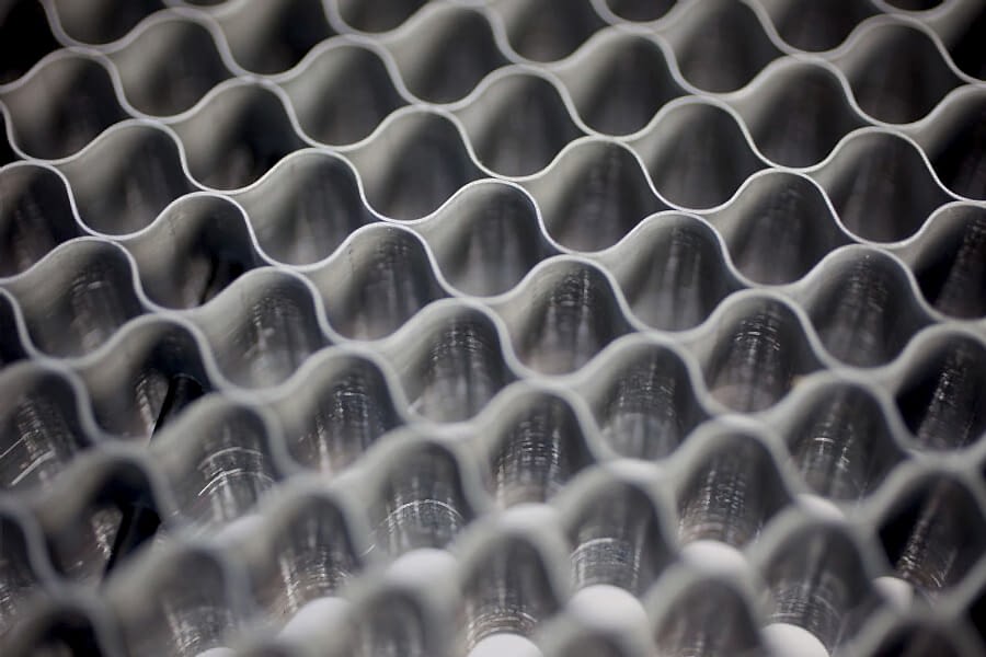 Lazer Makinesi Balpeteği Tabla